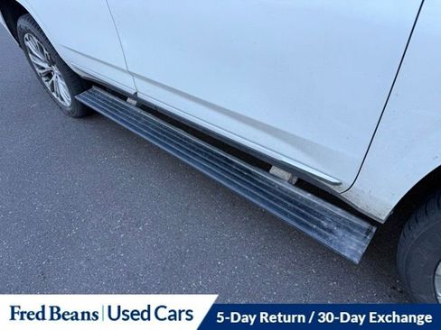 Used 2021 GMC Yukon Denali w/ Denali Ultimate Package image 10