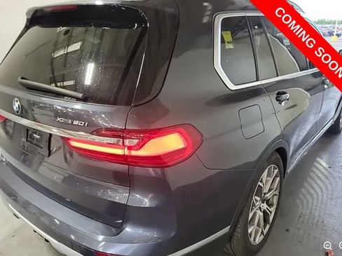 Used 2019 BMW X7 xDrive50i w/ Premium Package AWD/4WD image 2