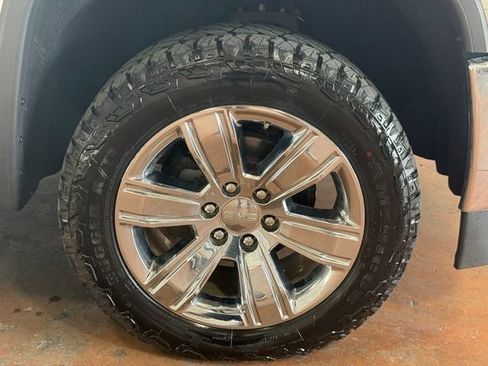 Used 2018 GMC Sierra 1500 SLT AWD/4WD image 10