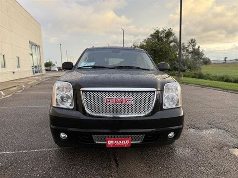 Used 2009 GMC Yukon XL Denali image 6