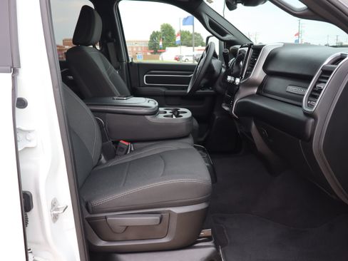 Used 2026 RAM 2500 Big Horn AWD/4WD image 12