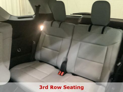 Used 2025 Ford Explorer Active w/ Active Comfort Package image 24