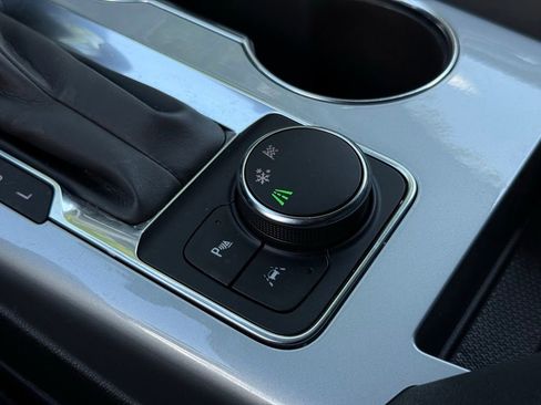 Used 2022 Chevrolet Blazer LT image 43