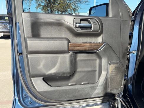 Used 2021 Chevrolet Silverado 1500 LT Trail Boss image 20