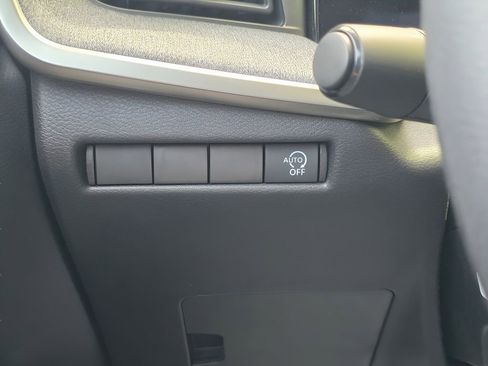 New 2026 Nissan Kicks SV w/ SV Premium Package image 18