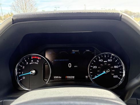 Used 2022 Ford F250 Lariat w/ Tremor Off-Road Package image 13