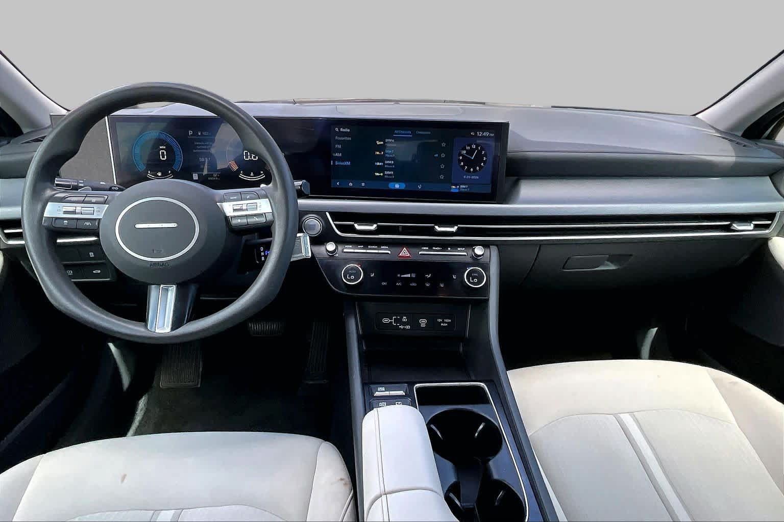 Used 2025 Hyundai Sonata SEL FWD image 15
