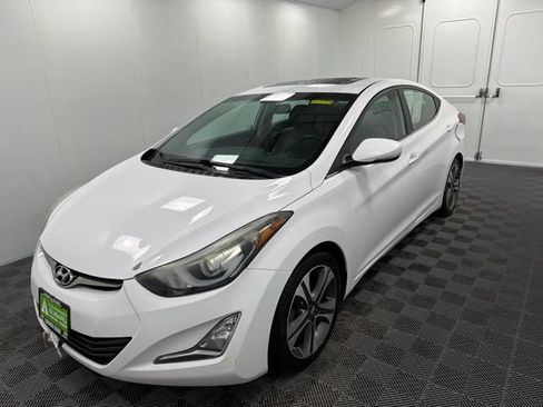 Used 2015 Hyundai Elantra Sport FWD image 3