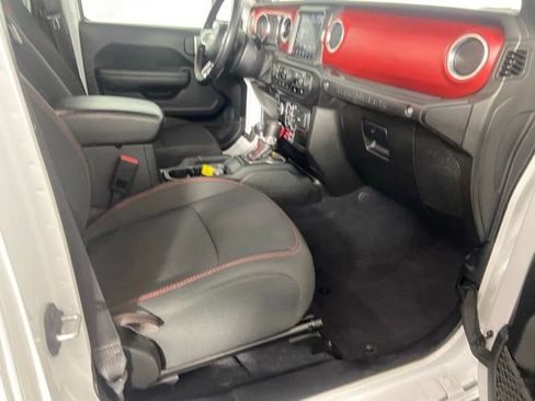 Used 2022 Jeep Wrangler Unlimited Rubicon image 12