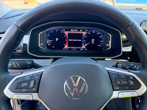 Certified 2025 Volkswagen Jetta SEL image 14