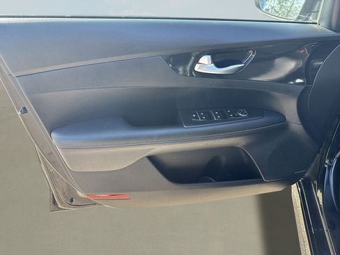 Used 2023 Kia Forte GT-Line w/ GT-Line Premium Package image 12