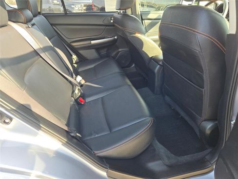 Used 2017 Subaru Crosstrek 2.0i Limited w/ Popular Package #2 image 11