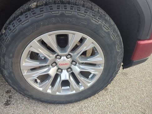 Used 2022 GMC Sierra 1500 Denali w/ Technology Package image 10