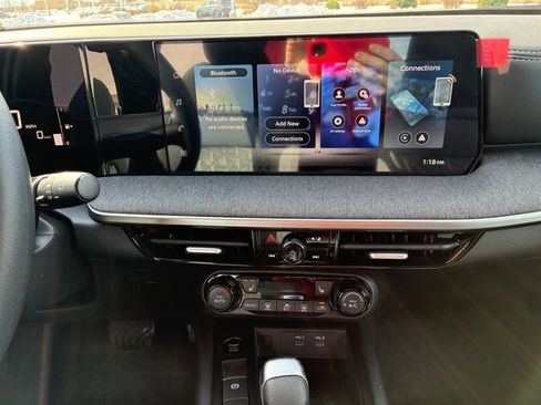 New 2026 Nissan Kicks SV w/ SV Premium Package image 16