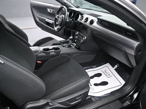 Used 2020 Ford Mustang GT image 27
