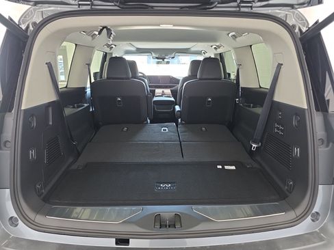 New 2026 INFINITI QX80 Luxe w/ Cargo Package AWD/4WD image 18