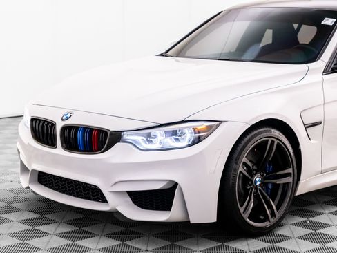 Used 2018 BMW M3 RWD image 37