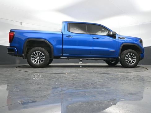 Used 2023 GMC Sierra 1500 AT4 w/ AT4 Premium Package AWD/4WD image 37