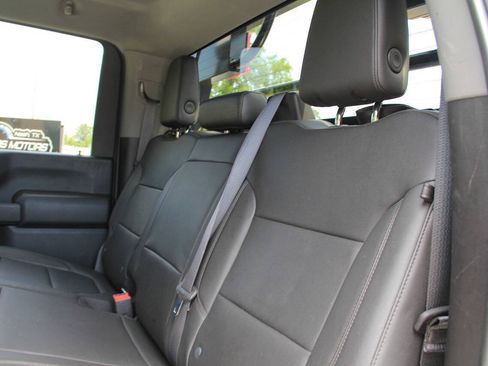 Used 2021 GMC Sierra 3500 4x4 Crew Cab w/ Convenience Package image 21