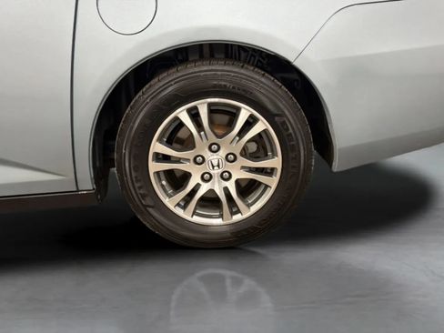 Used 2013 Honda Odyssey EX image 27
