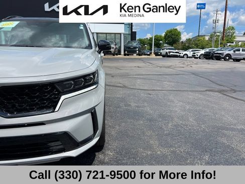 Certified 2023 Kia Sorento SX FWD image 21