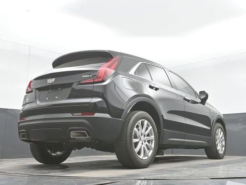 Used 2023 Cadillac XT4 Luxury w/ Cold Weather Package FWD image 31