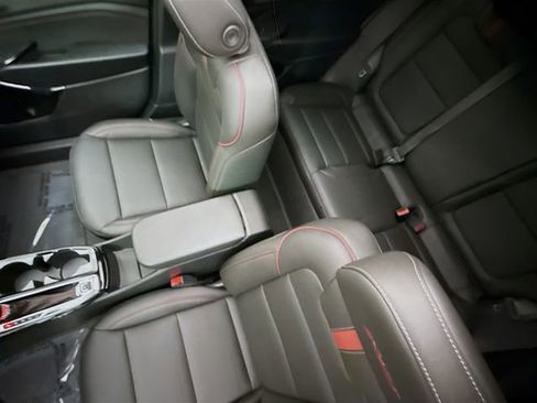 New 2026 Chevrolet Trax RS w/ Sunroof Package image 23