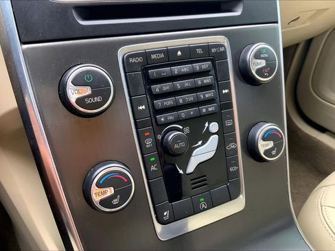 Used 2015 Volvo S60 T5 Premier image 33