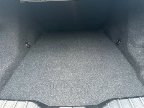 Used 2011 BMW 528i Sedan image 24