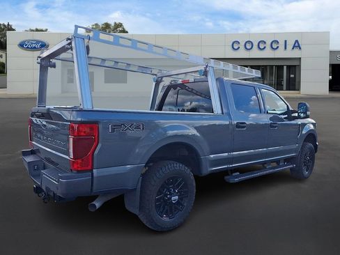 Used 2022 Ford F250 XLT w/ Black Appearance Package AWD/4WD image 4