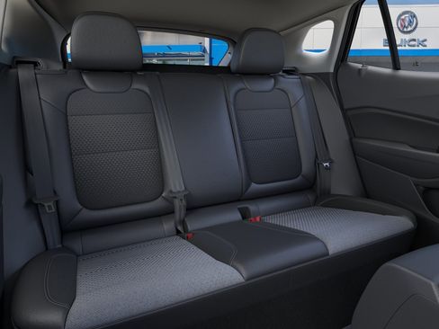 New 2026 Chevrolet Trax LT w/ Midnight Edition FWD image 36
