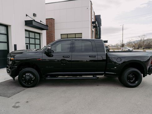 Used 2025 RAM 3500 Laramie image 4