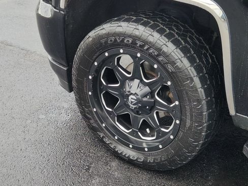 Used 2017 Chevrolet Silverado 1500 High Country image 6