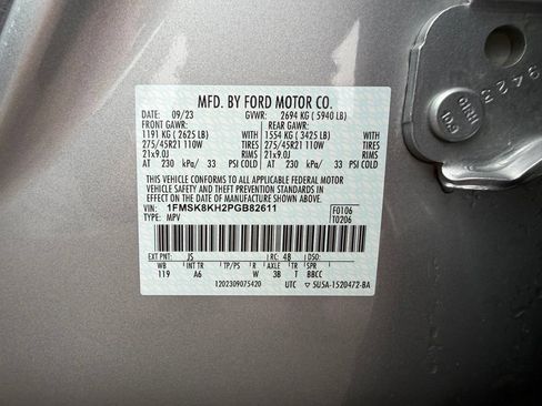 Used 2023 Ford Explorer ST-Line w/ Class IV Trailer Tow Package AWD/4WD image 18
