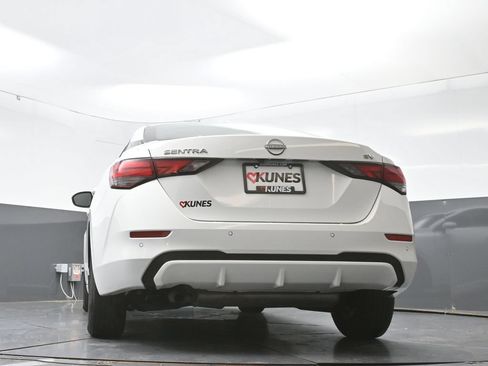 Used 2024 Nissan Sentra SV FWD image 54