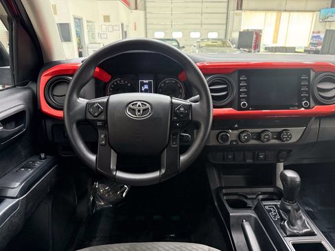 Used 2021 Toyota Tacoma SR AWD/4WD image 21