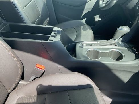Certified 2021 Chevrolet Equinox Premier FWD image 19