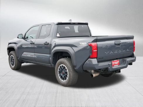 Used 2024 Toyota Tacoma TRD Off-Road image 5