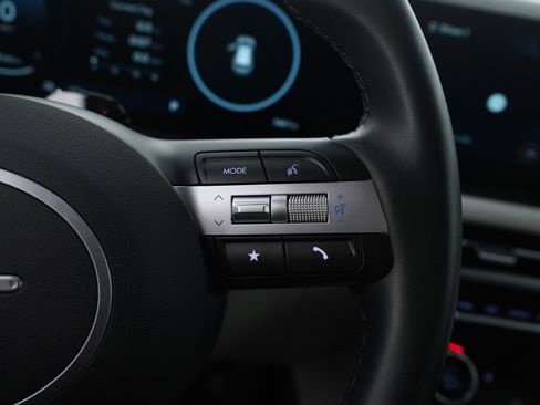 Certified 2025 Hyundai Tucson SEL image 28