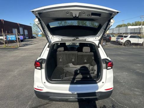 Used 2022 Chevrolet Equinox LT FWD image 22