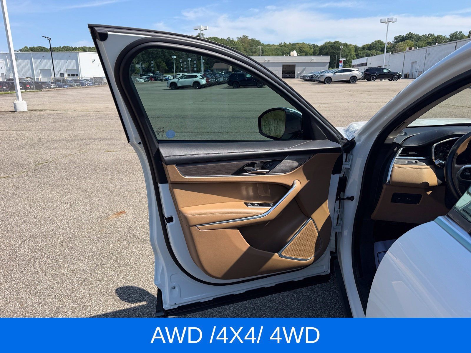 Used 2021 Jaguar F-PACE S AWD/4WD image 13
