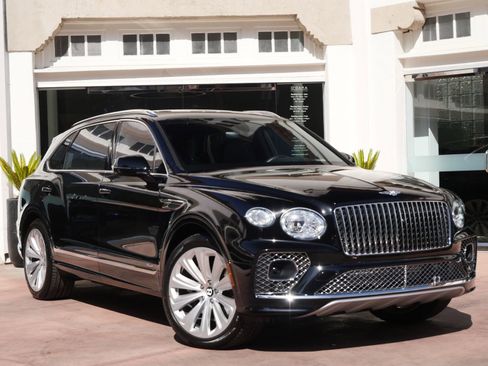 Used 2023 Bentley Bentayga Extended Wheelbase AWD/4WD image 1
