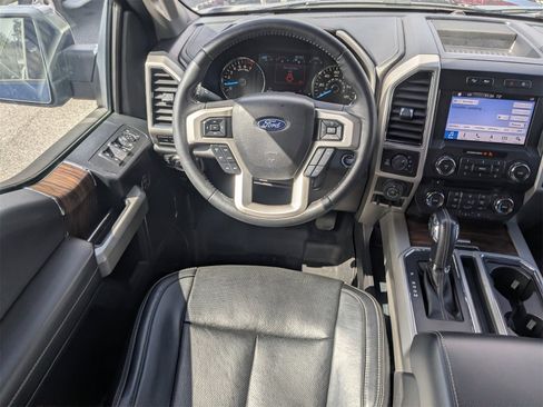 Used 2018 Ford F150 Lariat w/ Equipment Group 501A Mid image 17