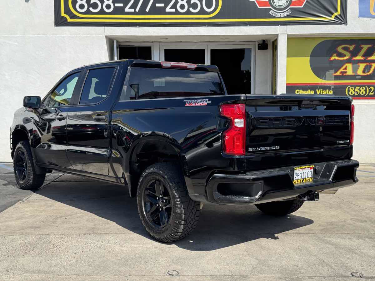 Used 2021 Chevrolet Silverado 1500 Custom Trail Boss AWD/4WD image 8