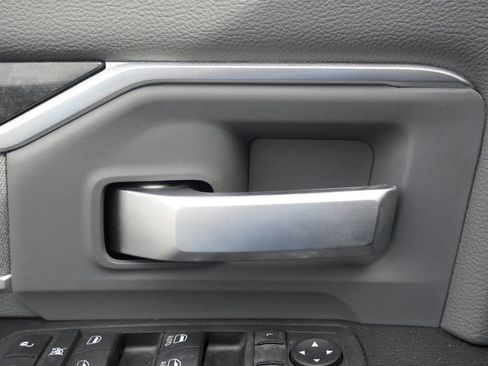 Used 2022 RAM 3500 Big Horn w/ Level C Equiment Group image 11