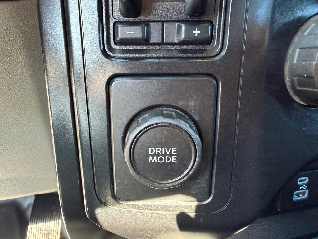 Used 2022 Ford F150 XL w/ Equipment Group 101A High RWD image 40
