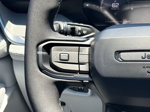New 2026 Jeep Cherokee Laredo AWD/4WD image 24