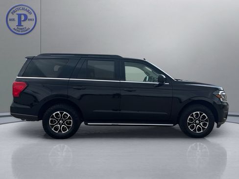 Used 2023 Ford Expedition XLT AWD/4WD image 8