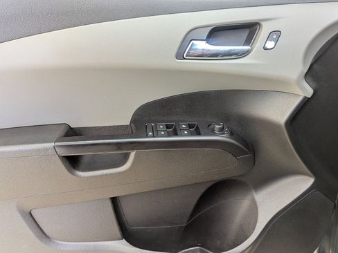 Used 2019 Chevrolet Sonic LT image 13