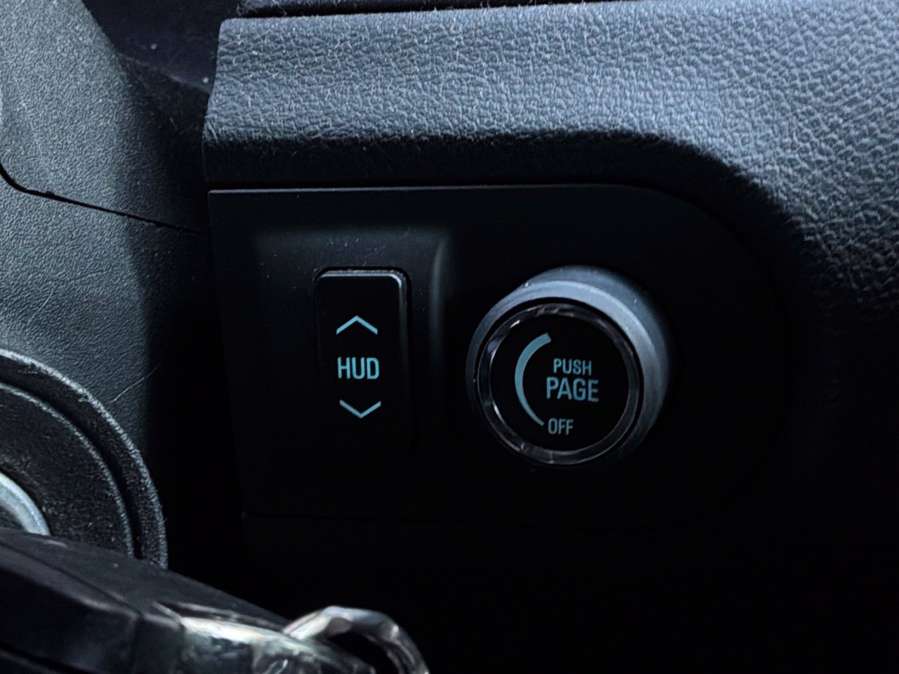 Used 2015 Chevrolet Camaro SS RWD image 31